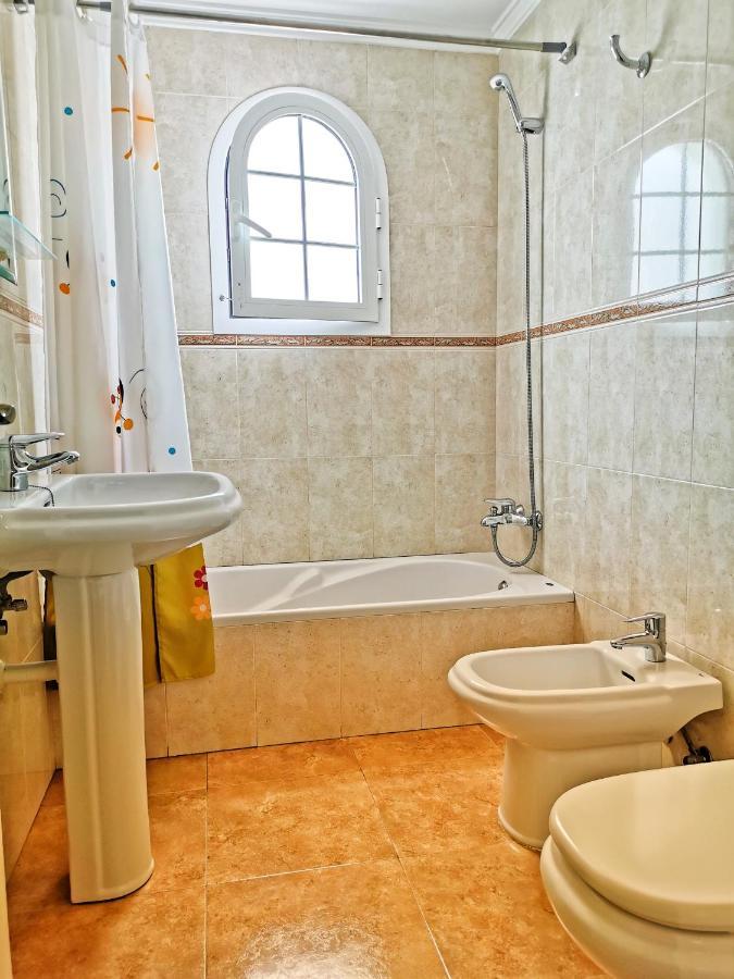 Apartamentos Brito Orzola Ngoại thất bức ảnh