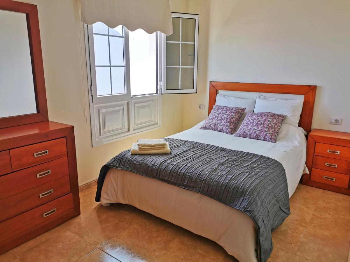Apartamentos Brito Orzola Ngoại thất bức ảnh